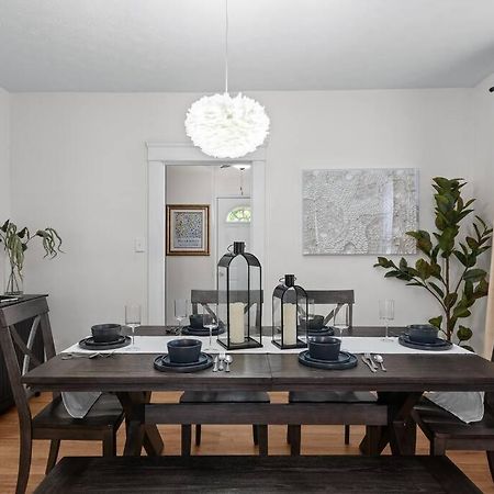Charming Retreat In Cleveland Villa Buitenkant foto